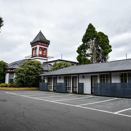 Hobart Tower Motel Exterior photo