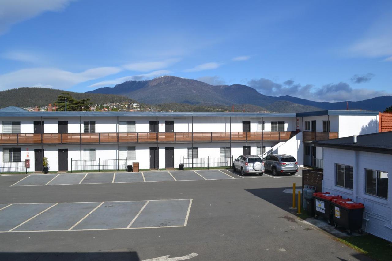 Hobart Tower Motel Exterior photo